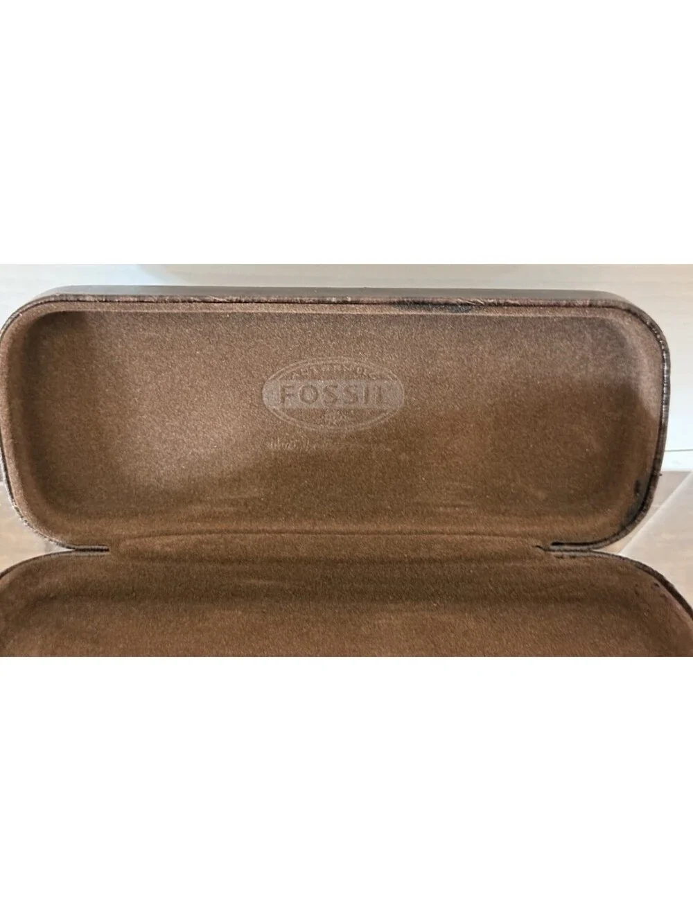 Fossil Eyeglass or Sunglass Dark Brown Hardcase Clamshell Case Lined
